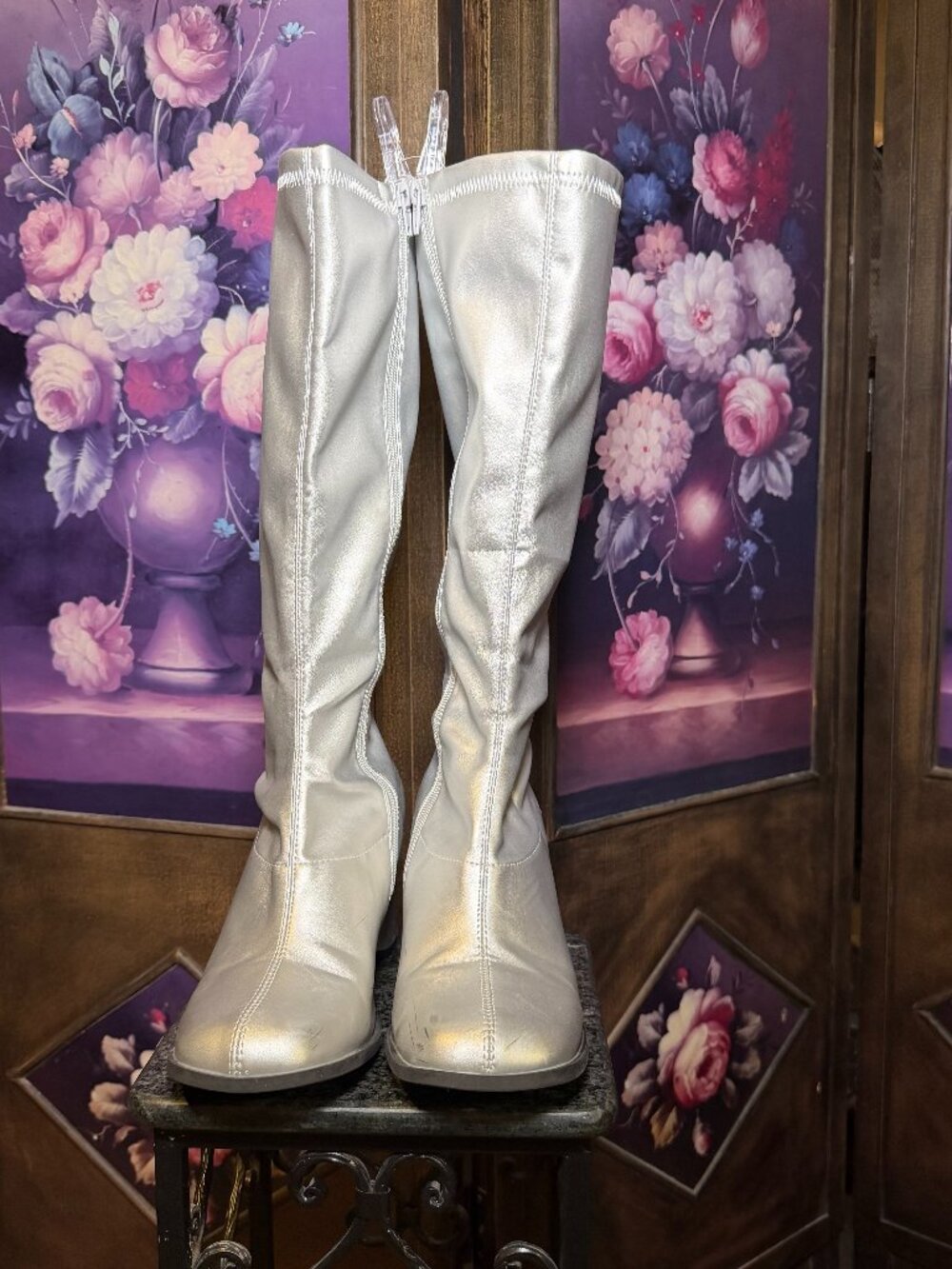 Funtasma Gogo-300 Silver Go Go Boots Size 10 Stage Worn Las Vegas Costume